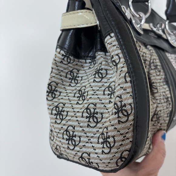 GUESS ADELISA 4 G Logo Bag Purse Business Class Tote bag - Picture 6 of 15